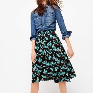 00 🔖 J.Crew Botannical Bees Pleated Print Midi Skirt
